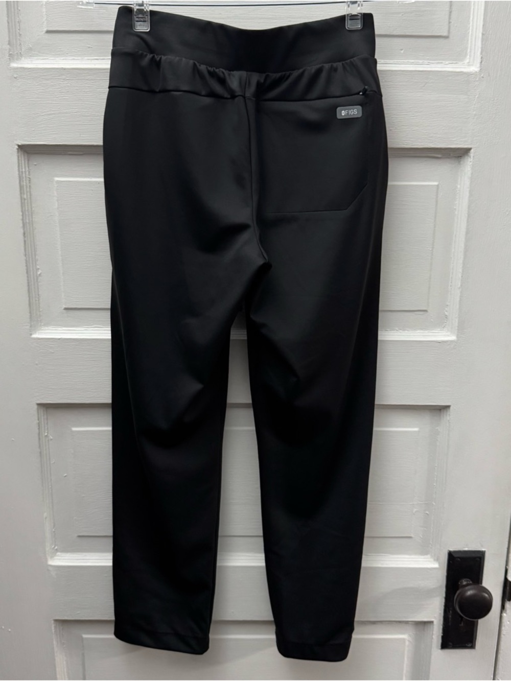 FIGS Black Jogger Scrub Pants Stretch Tapered Medical Small - Picture 5 of 10